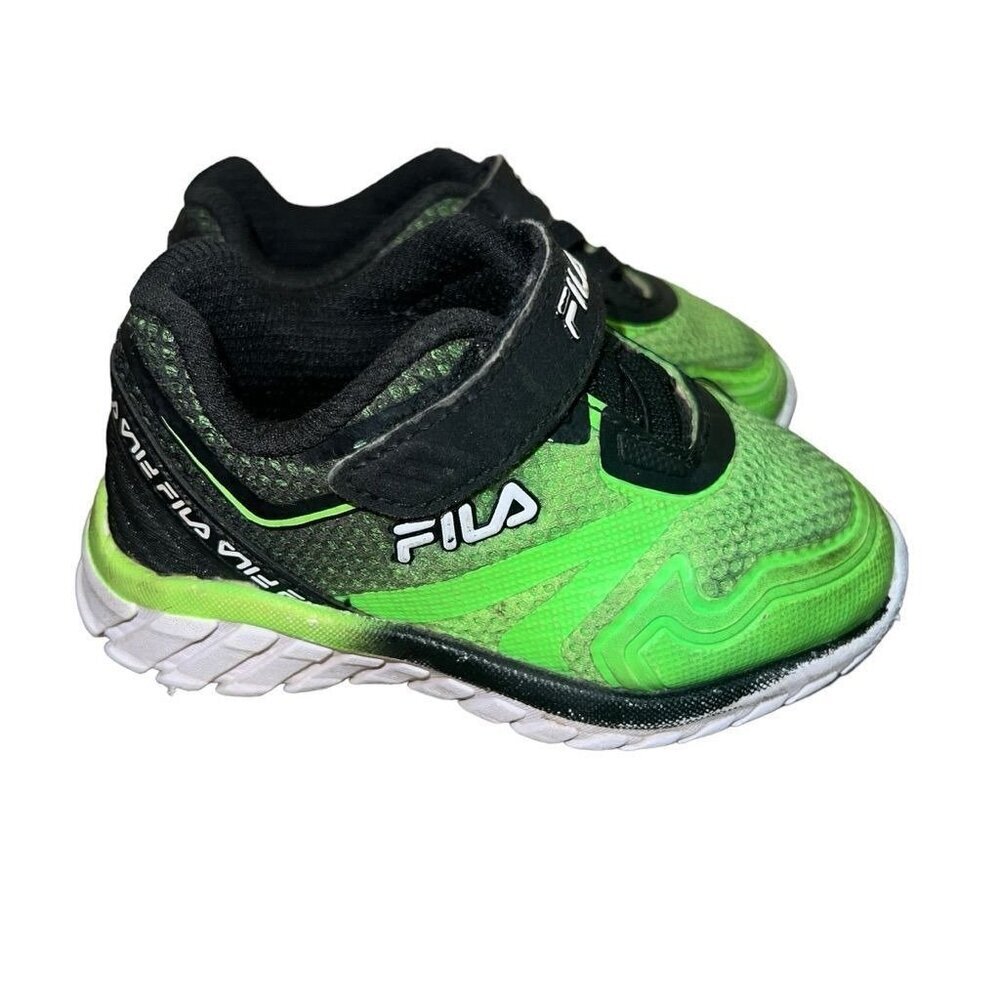 Boys Fila Sneakers Green Black Size 5C
